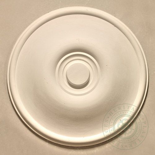 CR2 Medium Plain Ceiling Rose with reduced quantity of rings. The CR2 ceiling rose is a standard plaster moulding British made by Heritage Plaster Services. Dimensions: 560mm