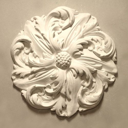 CR24b Ceiling Rose is a medium circular leaf rose with sinuous leaf design and ornate central boss. Dimensions: 450mm