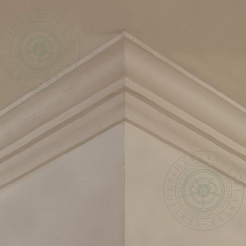 The HPS9 Plain Run Cornice has a profile comprised of a classical amalgamation of cyma recta to the ceiling member and cyma reversa to the wall line, the two cyma's are separated by a fillet section.