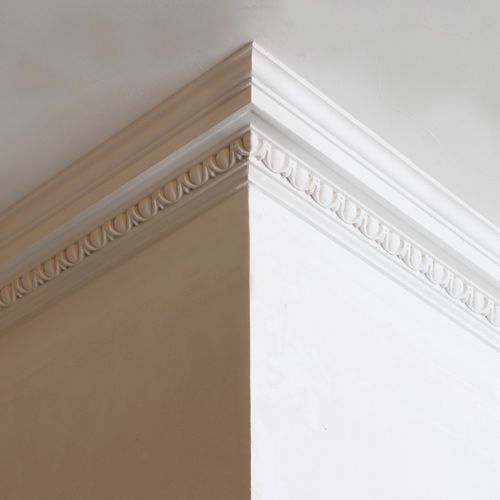 HPS30 Classic Egg and Dart Cornice of Georgian period. 