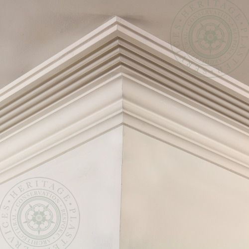 HPS8 Plain Run Cornice is a fine plain run Georgian profile with deep reeds to the ceiling plate, continued with a cyma reversa and finishing into a torus detail at the wall line.